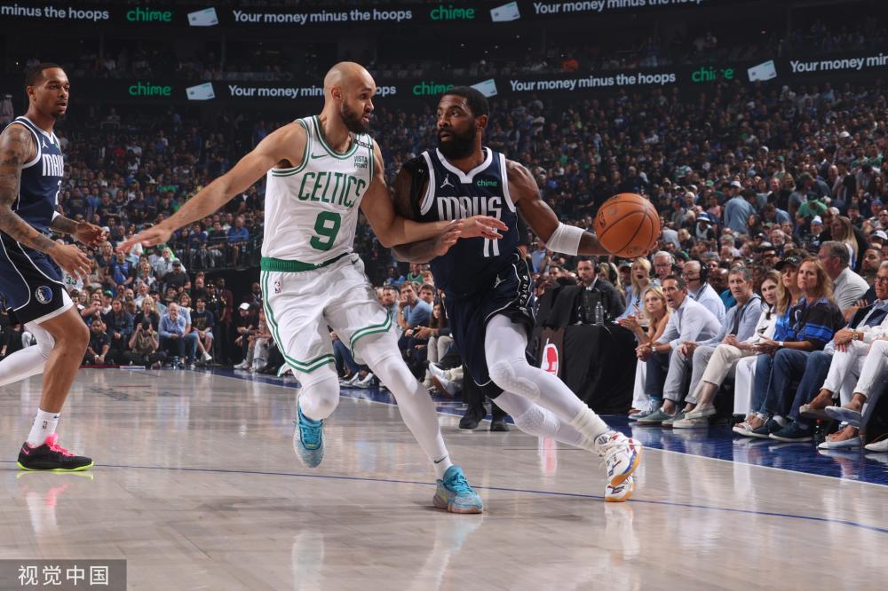 在与对手的 在与对手的