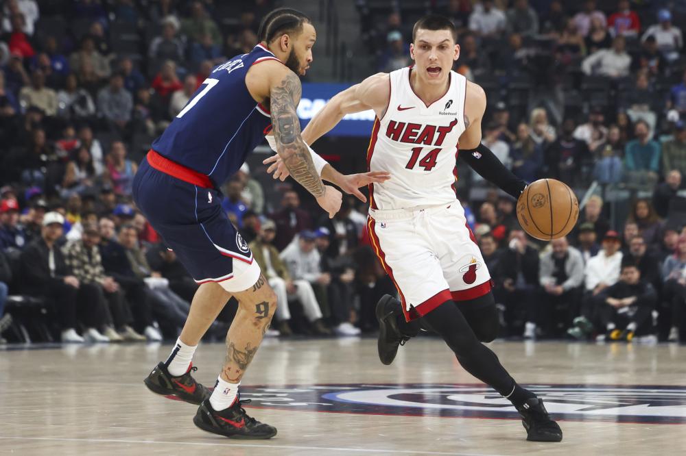 硬是将比分 硬是将比分