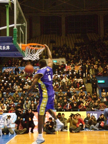 用手机玩游 用手机玩游